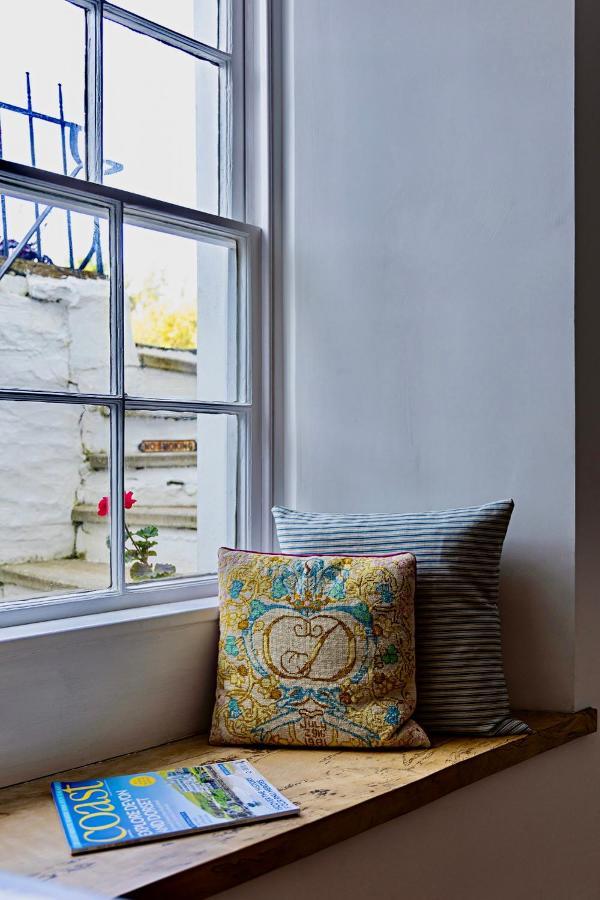 Paramount Apartments Ilfracombe, Arty Seaside Holiday Apartments Екстериор снимка