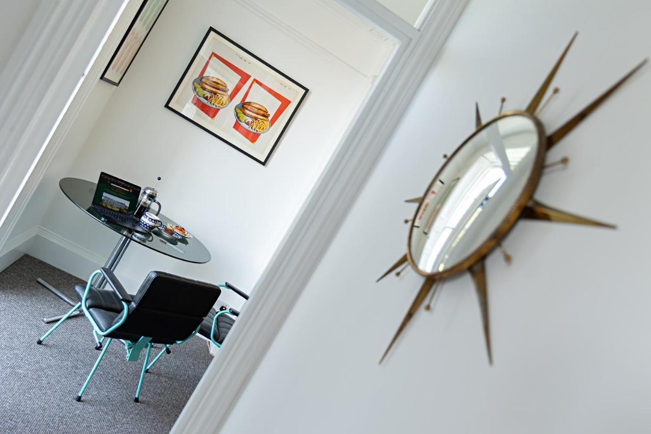 Paramount Apartments Ilfracombe, Arty Seaside Holiday Apartments Екстериор снимка
