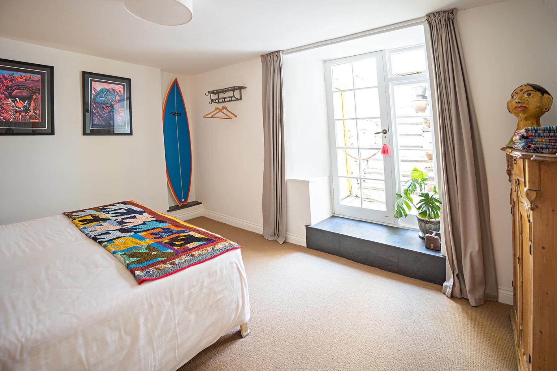 Paramount Apartments Ilfracombe, Arty Seaside Holiday Apartments Стая снимка